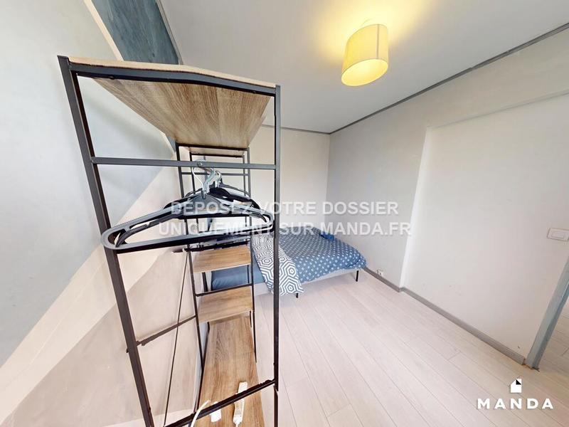 Chambre - 9 m² - 5 pièces