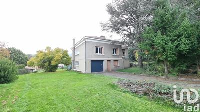 Maison - 141 m² - 5 pièces