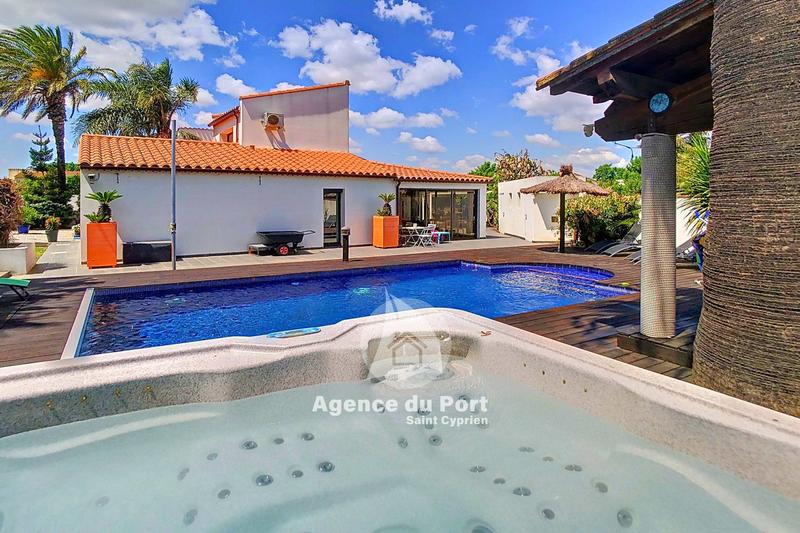 Villa - 200 m² - 6 pièces