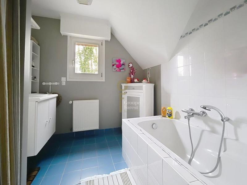 Maison - 176 m² - 7 pièces