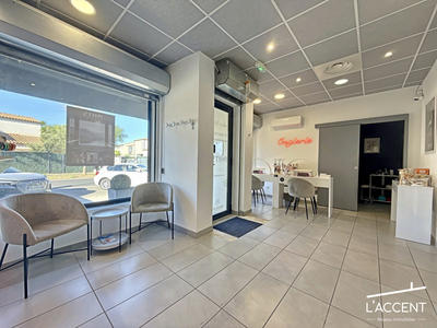 Fonds de commerce - 110 m²