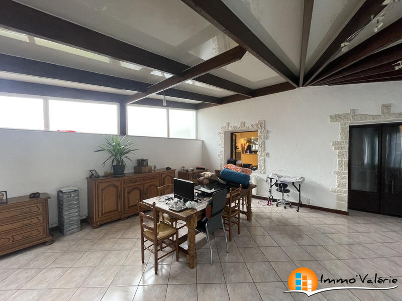 Maison - 185 m² - 6 pièces