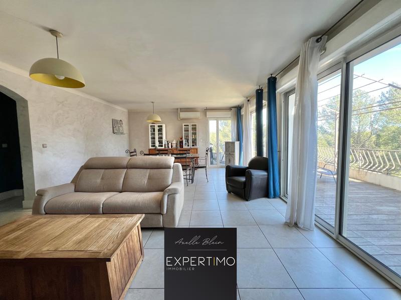 Appartement - 147 m² - 6 pièces