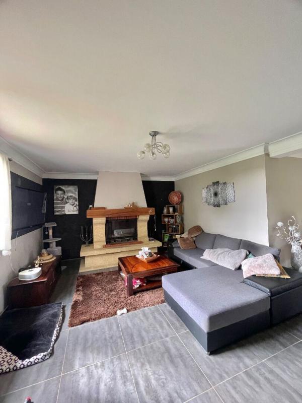 Maison - 170 m² - 6 pièces