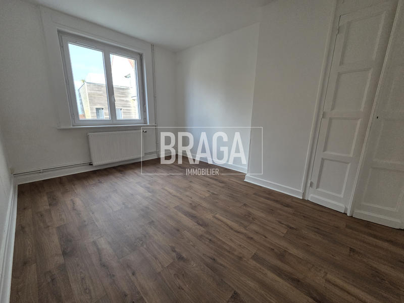 Maison - 105 m² - 6 pièces