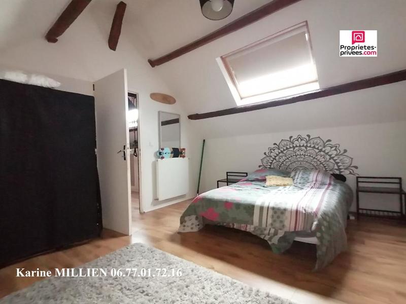 Maison - 270 m² - 10 pièces