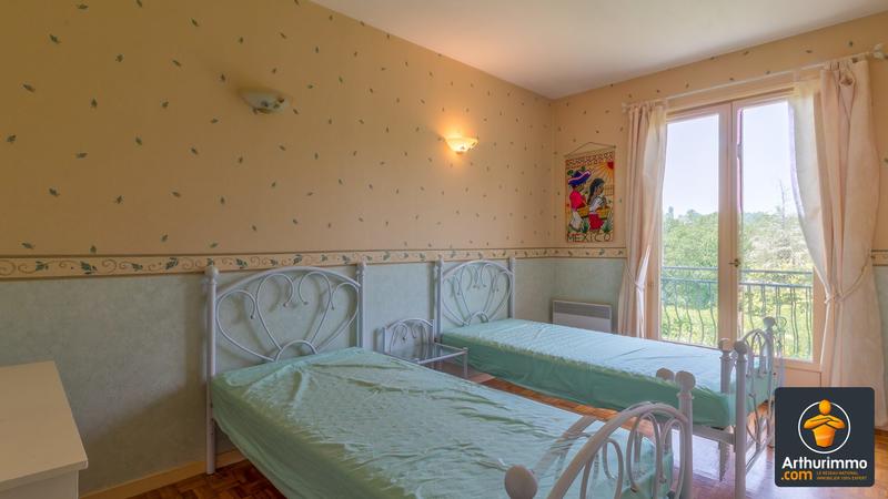 Maison - 92 m² - 4 pièces