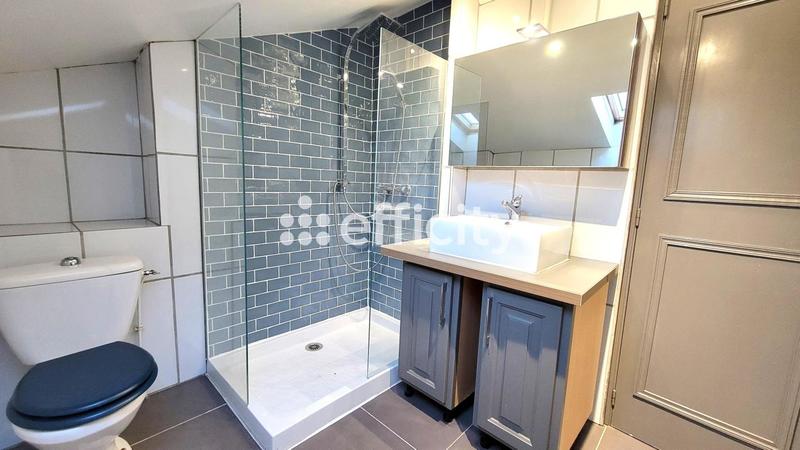 Maison - 60 m² - 3 pièces