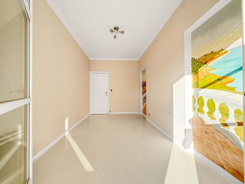 Appartement - 98 m² - 3 pièces