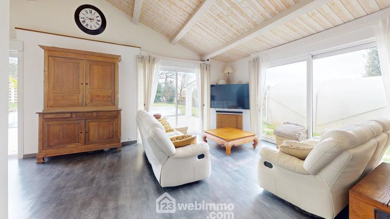 Maison - 189 m² - 6 pièces