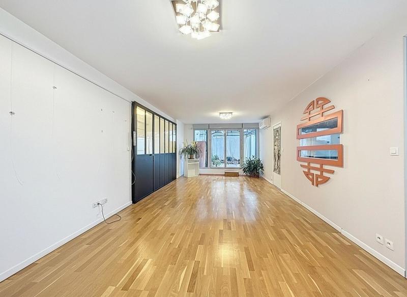 Appartement - 110 m² - 4 pièces