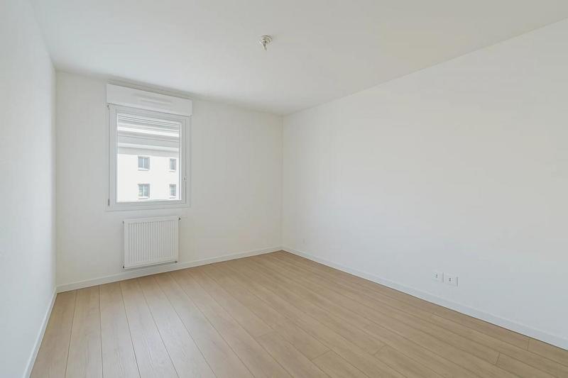 Appartement - 79 m² - 4 pièces