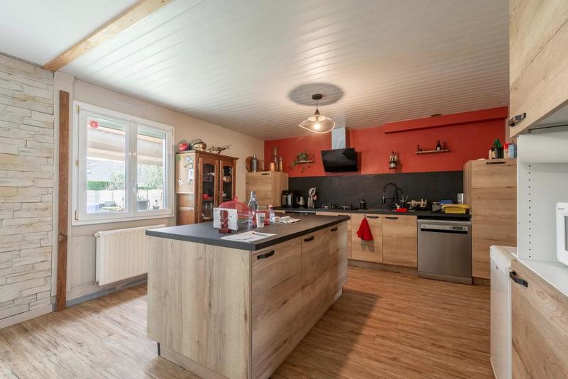 Maison - 130 m² - 7 pièces