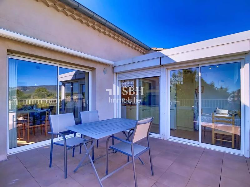 Appartement - 81 m² - 3 pièces