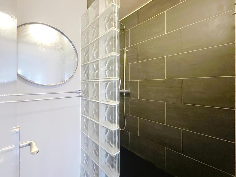 Appartement ancien - 90 m² - 4 pièces