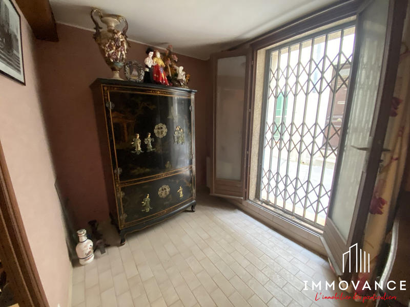 Maison - 190 m² - 11 pièces