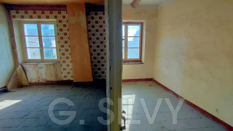 Maison - 300 m² - 9 pièces