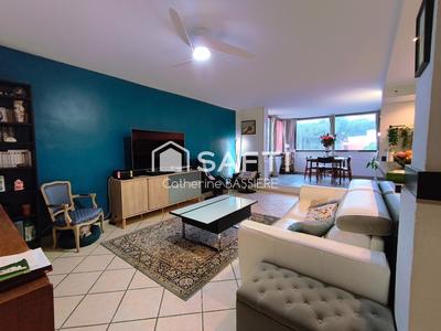 Appartement - 80 m² - 4 pièces