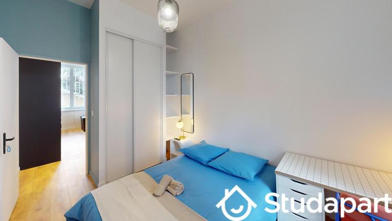 Chambre - 11 m² - 1 pièce