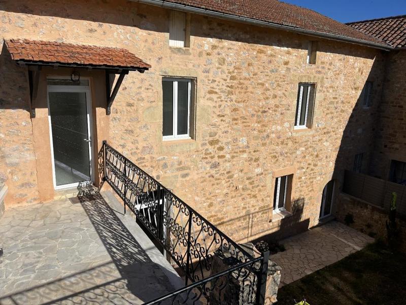 Maison en pierre - 140 m² - 5 pièces