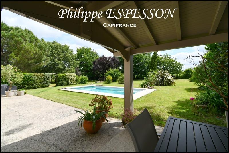 Propriété - 205 m² - 8 pièces