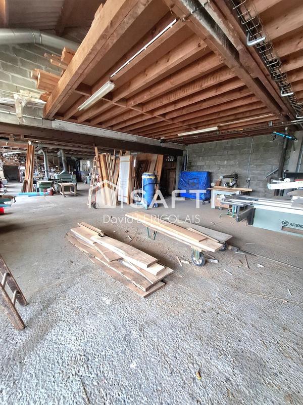 Maison - 200 m² - 7 pièces