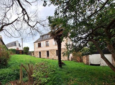 Maison - 160 m² - 5 pièces