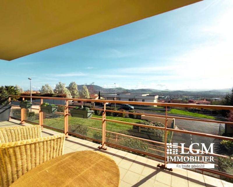 Appartement - 82 m² - 4 pièces