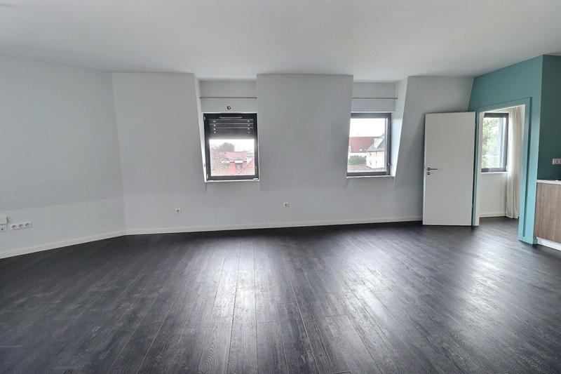 Appartement - 100 m² - 4 pièces