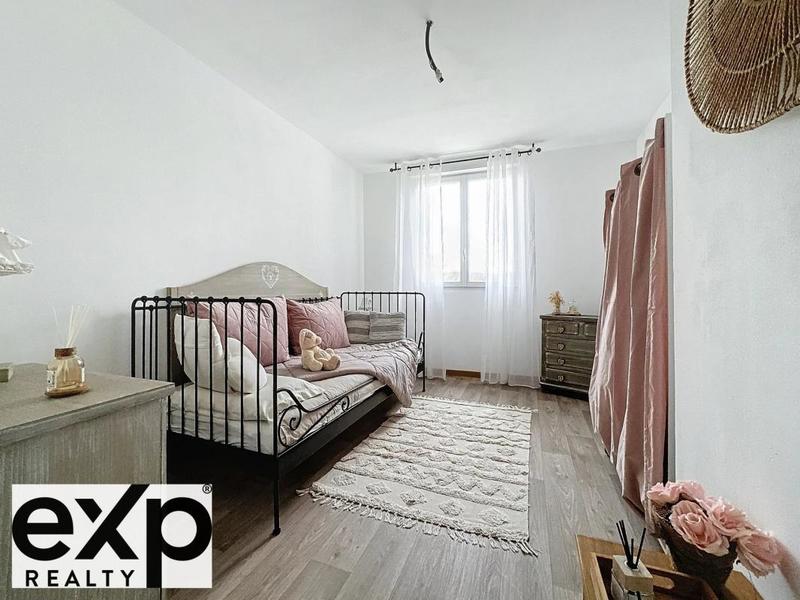 Maison - 157 m² - 7 pièces