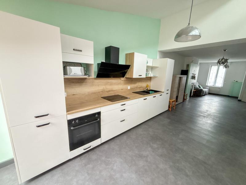 Maison - 85 m² - 5 pièces