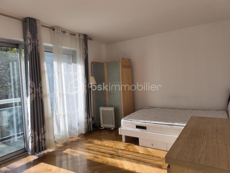 Appartement - 94 m² - 4 pièces