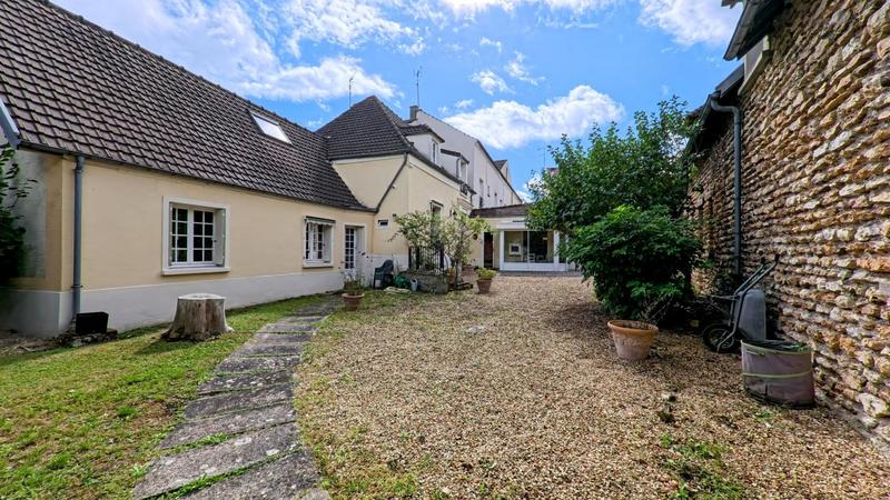 Maison - 170 m² - 7 pièces