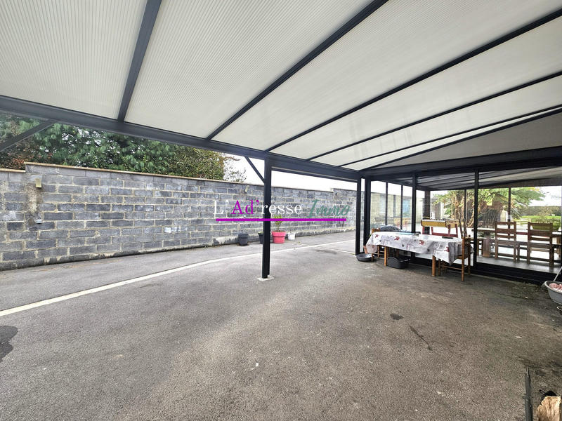 Maison traditionnelle - 194 m² - 9 pièces