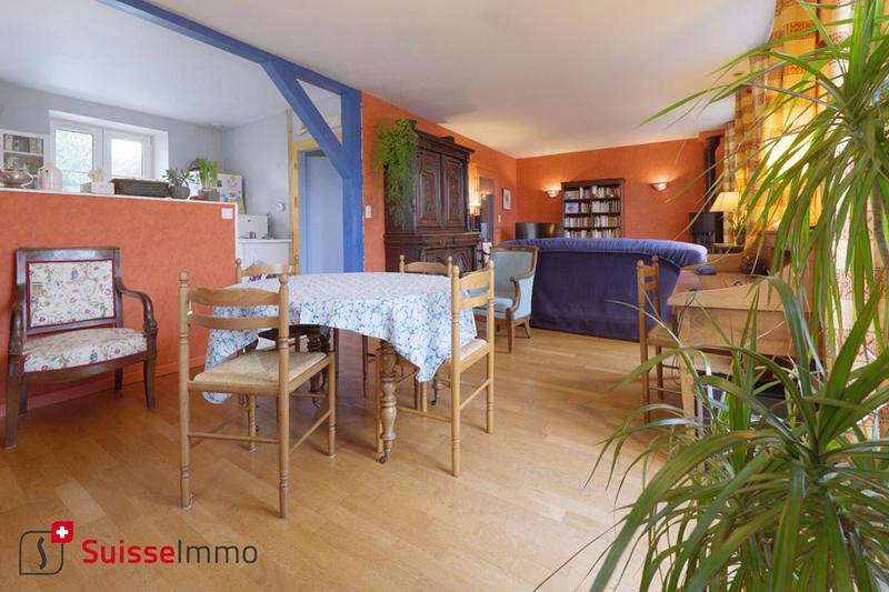 Maison - 151 m² - 8 pièces