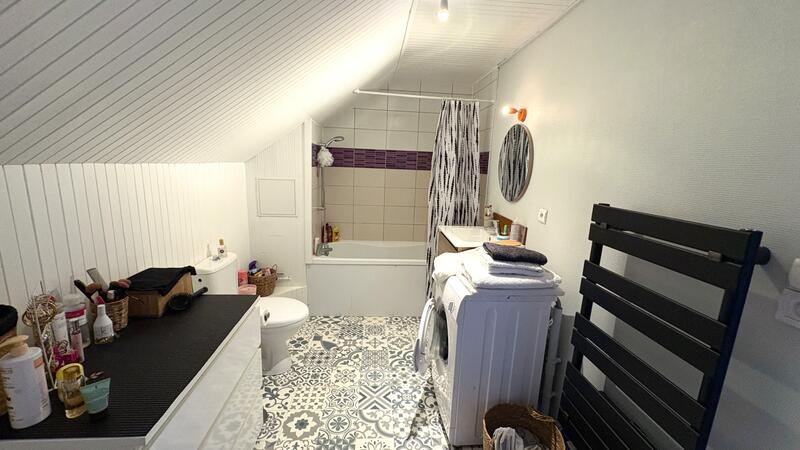 Immeuble - 167 m² - 8 pièces