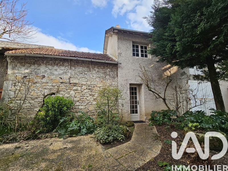 Maison de village - 189 m² - 8 pièces