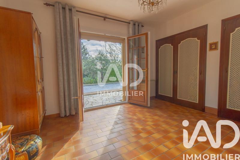 Maison - 169 m² - 5 pièces