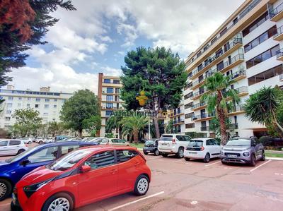 Bureau - 10 m² - 1 pièce