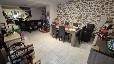 Maison de village - 170 m² - 6 pièces