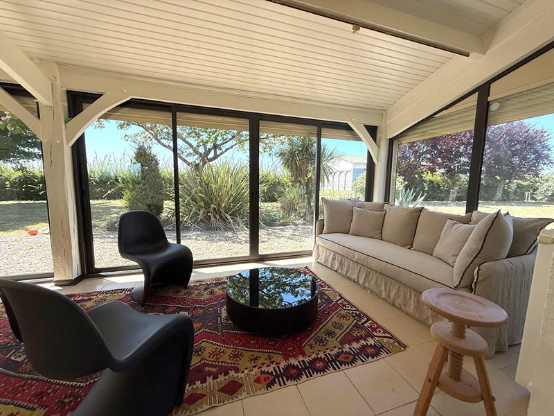 Maison - 180 m² - 7 pièces