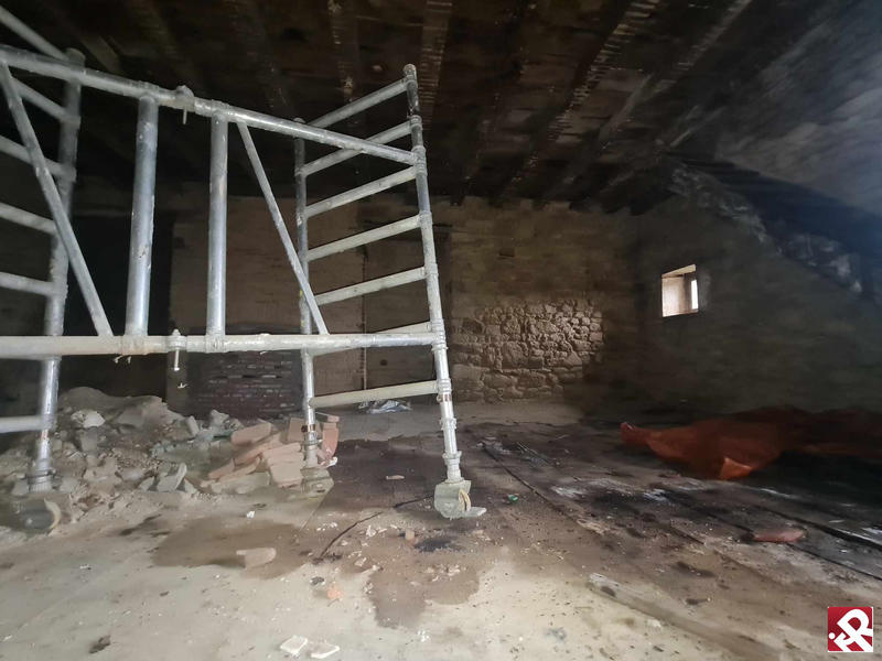 Maison ancienne - 115 m² - 2 pièces