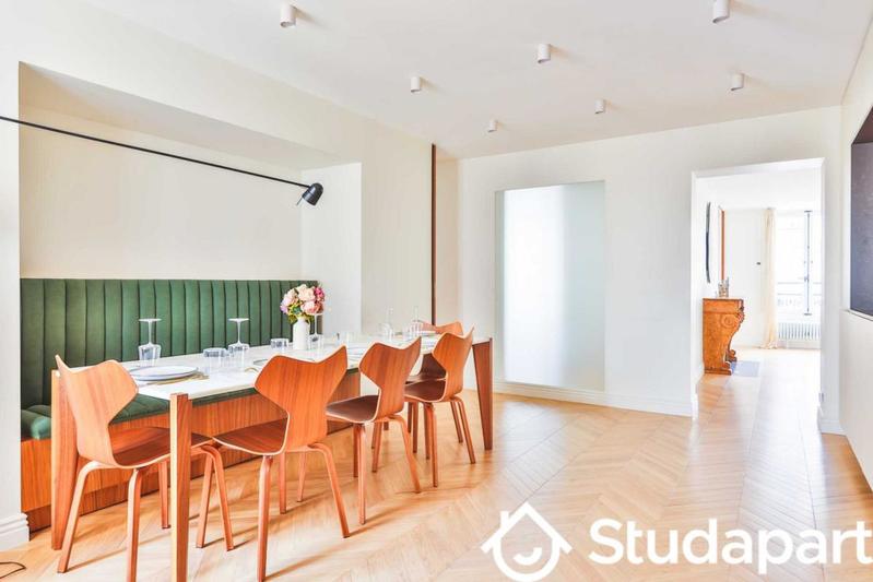 Appartement - 121 m² - 5 pièces