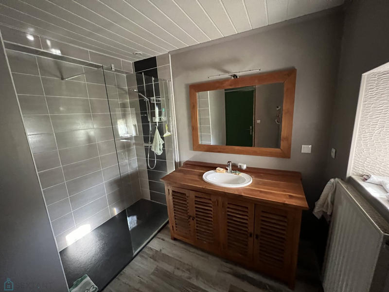 Maison - 147 m² - 7 pièces