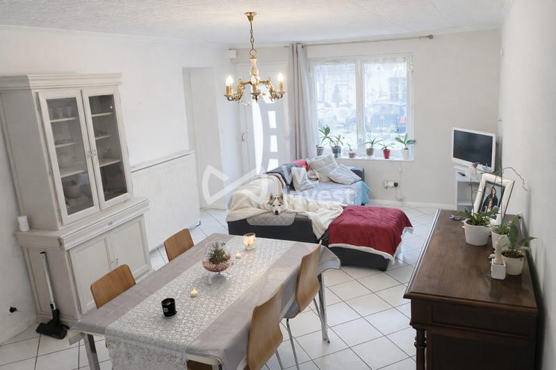 Maison - 99 m² - 4 pièces