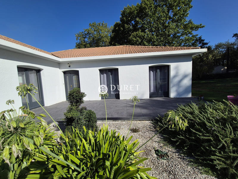 Maison traditionnelle - 125 m² - 4 pièces