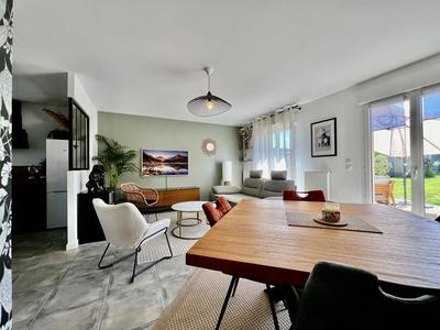 Maison - 81 m² - 5 pièces