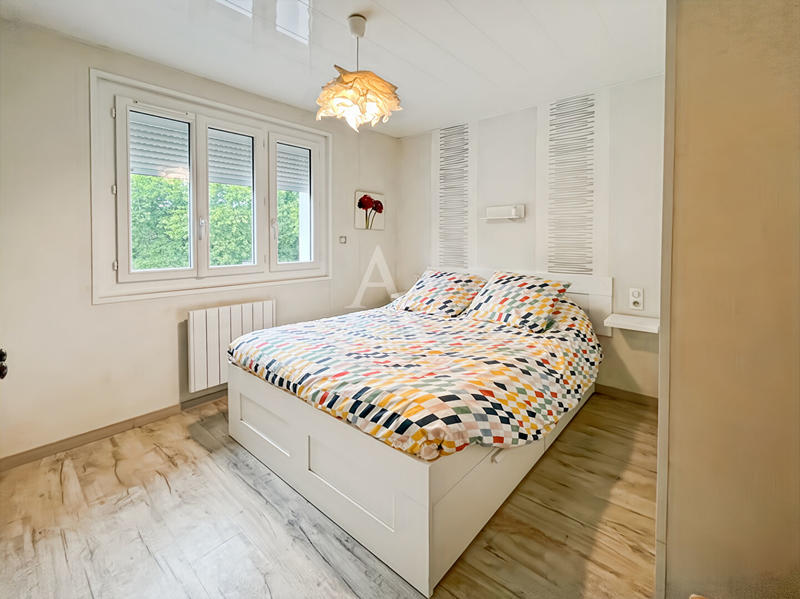 Maison - 87 m² - 5 pièces