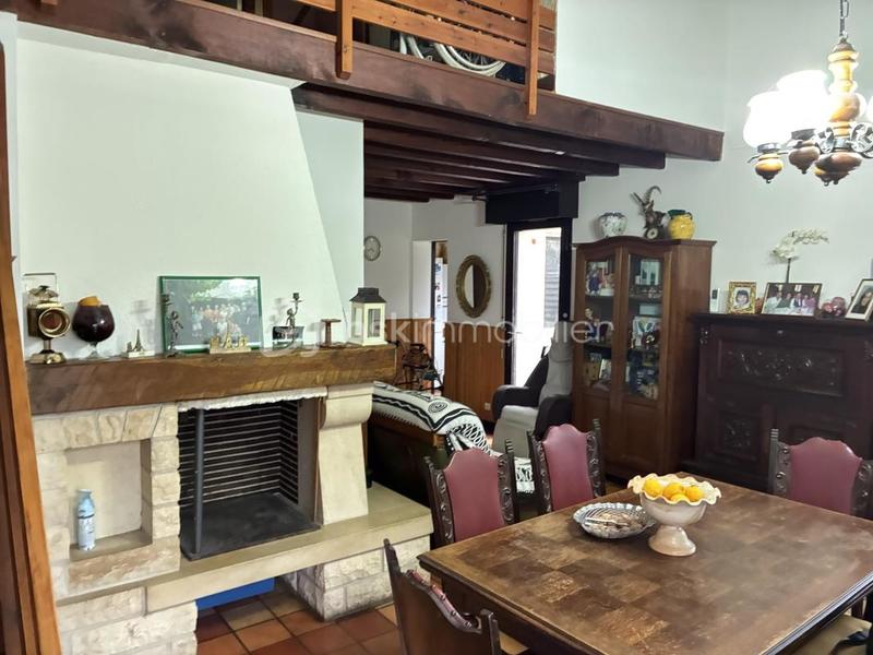 Maison traditionnelle - 85 m² - 4 pièces