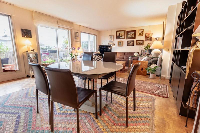 Appartement - 81 m² - 3 pièces